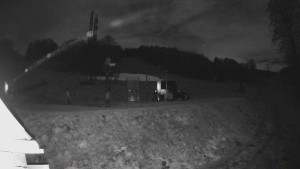 Skiareál Lázeňský vrch - Sjezdovka - 7.12.2025 v 03:59 Skiareál Lázeňský vrch - Sjezdovka - 7.12.2025 v 03:59