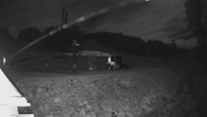 Skiareál Lázeňský vrch - Sjezdovka - 7.12.2025 v 04:29 Skiareál Lázeňský vrch - Sjezdovka - 7.12.2025 v 04:29