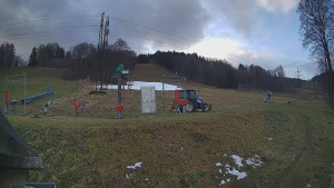 Skiareál Lázeňský vrch - Sjezdovka - 7.12.2025 v 09:19 Skiareál Lázeňský vrch - Sjezdovka - 7.12.2025 v 09:19