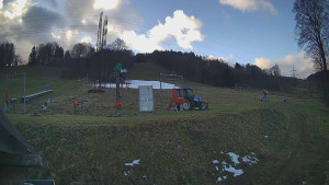 Skiareál Lázeňský vrch - Sjezdovka - 7.12.2025 v 09:44 Skiareál Lázeňský vrch - Sjezdovka - 7.12.2025 v 09:44