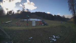 Skiareál Lázeňský vrch - Sjezdovka - 7.12.2025 v 10:39 Skiareál Lázeňský vrch - Sjezdovka - 7.12.2025 v 10:39