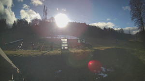 Skiareál Lázeňský vrch - Sjezdovka - 7.12.2025 v 12:24 Skiareál Lázeňský vrch - Sjezdovka - 7.12.2025 v 12:24