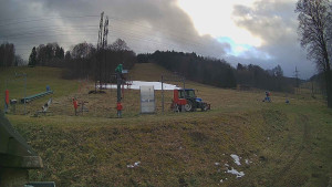 Skiareál Lázeňský vrch - Sjezdovka - 7.12.2025 v 14:59 Skiareál Lázeňský vrch - Sjezdovka - 7.12.2025 v 14:59