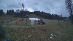 Skiareál Lázeňský vrch - Sjezdovka - 7.12.2025 v 15:54 Skiareál Lázeňský vrch - Sjezdovka - 7.12.2025 v 15:54