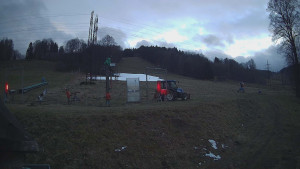 Skiareál Lázeňský vrch - Sjezdovka - 7.12.2025 v 16:19 Skiareál Lázeňský vrch - Sjezdovka - 7.12.2025 v 16:19