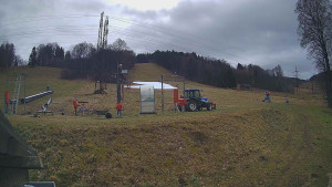 Skiareál Lázeňský vrch - Sjezdovka - 11.12.2025 v 08:04 Skiareál Lázeňský vrch - Sjezdovka - 11.12.2025 v 08:04