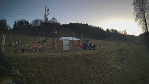 Skiareál Lázeňský vrch - Sjezdovka - 11.12.2025 v 16:04 Skiareál Lázeňský vrch - Sjezdovka - 11.12.2025 v 16:04