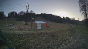 Skiareál Lázeňský vrch - Sjezdovka - 13.12.2025 v 14:24 Skiareál Lázeňský vrch - Sjezdovka - 13.12.2025 v 14:24