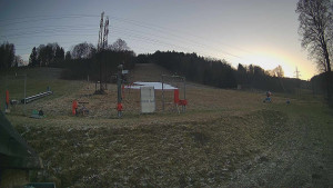 Skiareál Lázeňský vrch - Sjezdovka - 13.12.2025 v 15:29 Skiareál Lázeňský vrch - Sjezdovka - 13.12.2025 v 15:29