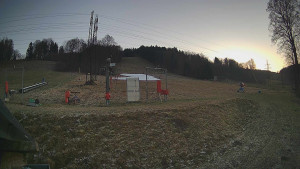 Skiareál Lázeňský vrch - Sjezdovka - 13.12.2025 v 15:44 Skiareál Lázeňský vrch - Sjezdovka - 13.12.2025 v 15:44