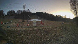 Skiareál Lázeňský vrch - Sjezdovka - 13.12.2025 v 16:09 Skiareál Lázeňský vrch - Sjezdovka - 13.12.2025 v 16:09