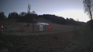 Skiareál Lázeňský vrch - Sjezdovka - 13.12.2025 v 16:29 Skiareál Lázeňský vrch - Sjezdovka - 13.12.2025 v 16:29