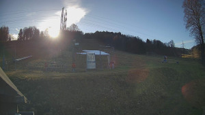Skiareál Lázeňský vrch - Sjezdovka - 18.12.2025 v 11:19 Skiareál Lázeňský vrch - Sjezdovka - 18.12.2025 v 11:19