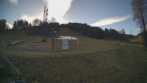 Skiareál Lázeňský vrch - Sjezdovka - 18.12.2025 v 11:49 Skiareál Lázeňský vrch - Sjezdovka - 18.12.2025 v 11:49