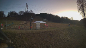 Skiareál Lázeňský vrch - Sjezdovka - 18.12.2025 v 16:14 Skiareál Lázeňský vrch - Sjezdovka - 18.12.2025 v 16:14