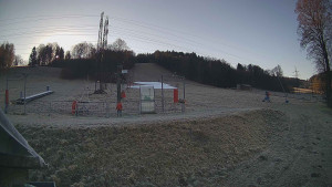 Skiareál Lázeňský vrch - Sjezdovka - 22.12.2025 v 10:39 Skiareál Lázeňský vrch - Sjezdovka - 22.12.2025 v 10:39