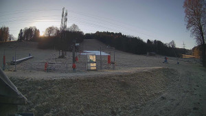 Skiareál Lázeňský vrch - Sjezdovka - 22.12.2025 v 10:54 Skiareál Lázeňský vrch - Sjezdovka - 22.12.2025 v 10:54