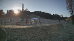 Skiareál Lázeňský vrch - Sjezdovka - 22.12.2025 v 11:02 Skiareál Lázeňský vrch - Sjezdovka - 22.12.2025 v 11:02