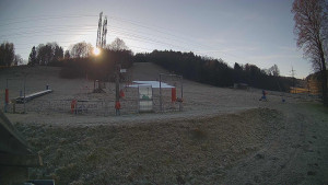Skiareál Lázeňský vrch - Sjezdovka - 22.12.2025 v 11:34 Skiareál Lázeňský vrch - Sjezdovka - 22.12.2025 v 11:34