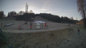 Skiareál Lázeňský vrch - Sjezdovka - 22.12.2025 v 11:49 Skiareál Lázeňský vrch - Sjezdovka - 22.12.2025 v 11:49
