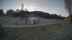 Skiareál Lázeňský vrch - Sjezdovka - 22.12.2025 v 11:54 Skiareál Lázeňský vrch - Sjezdovka - 22.12.2025 v 11:54