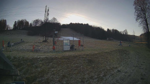 Skiareál Lázeňský vrch - Sjezdovka - 22.12.2025 v 13:04 Skiareál Lázeňský vrch - Sjezdovka - 22.12.2025 v 13:04