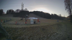 Skiareál Lázeňský vrch - Sjezdovka - 22.12.2025 v 13:39 Skiareál Lázeňský vrch - Sjezdovka - 22.12.2025 v 13:39