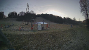 Skiareál Lázeňský vrch - Sjezdovka - 22.12.2025 v 13:44 Skiareál Lázeňský vrch - Sjezdovka - 22.12.2025 v 13:44