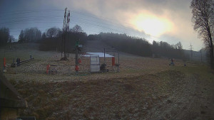 Skiareál Lázeňský vrch - Sjezdovka - 22.12.2025 v 14:24 Skiareál Lázeňský vrch - Sjezdovka - 22.12.2025 v 14:24