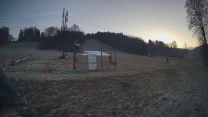 Skiareál Lázeňský vrch - Sjezdovka - 22.12.2025 v 15:14 Skiareál Lázeňský vrch - Sjezdovka - 22.12.2025 v 15:14