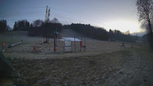Skiareál Lázeňský vrch - Sjezdovka - 22.12.2025 v 16:04 Skiareál Lázeňský vrch - Sjezdovka - 22.12.2025 v 16:04