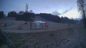 Skiareál Lázeňský vrch - Sjezdovka - 22.12.2025 v 16:19 Skiareál Lázeňský vrch - Sjezdovka - 22.12.2025 v 16:19