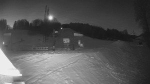 Skiareál Lázeňský vrch - Sjezdovka - 12.1.2026 v 06:49 Skiareál Lázeňský vrch - Sjezdovka - 12.1.2026 v 06:49