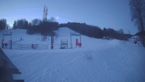 Skiareál Lázeňský vrch - Sjezdovka - 12.1.2026 v 07:14 Skiareál Lázeňský vrch - Sjezdovka - 12.1.2026 v 07:14