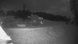 Skiareál Lázeňský vrch - Sjezdovka - 2.2.2026 v 01:34 Skiareál Lázeňský vrch - Sjezdovka - 2.2.2026 v 01:34