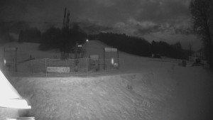 Skiareál Lázeňský vrch - Sjezdovka - 2.2.2026 v 02:29 Skiareál Lázeňský vrch - Sjezdovka - 2.2.2026 v 02:29