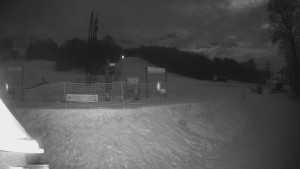 Skiareál Lázeňský vrch - Sjezdovka - 2.2.2026 v 02:39 Skiareál Lázeňský vrch - Sjezdovka - 2.2.2026 v 02:39