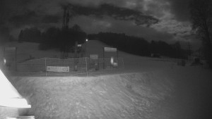 Skiareál Lázeňský vrch - Sjezdovka - 2.2.2026 v 03:29 Skiareál Lázeňský vrch - Sjezdovka - 2.2.2026 v 03:29