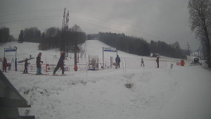 Skiareál Lázeňský vrch - Sjezdovka - 2.2.2026 v 10:04 Skiareál Lázeňský vrch - Sjezdovka - 2.2.2026 v 10:04
