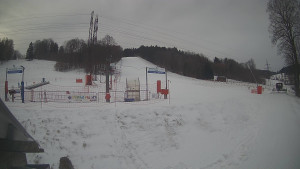 Skiareál Lázeňský vrch - Sjezdovka - 16.2.2026 v 07:39 Skiareál Lázeňský vrch - Sjezdovka - 16.2.2026 v 07:39