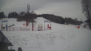 Skiareál Lázeňský vrch - Sjezdovka - 16.2.2026 v 08:14 Skiareál Lázeňský vrch - Sjezdovka - 16.2.2026 v 08:14