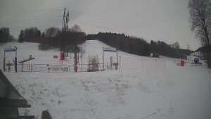 Skiareál Lázeňský vrch - Sjezdovka - 16.2.2026 v 08:54 Skiareál Lázeňský vrch - Sjezdovka - 16.2.2026 v 08:54