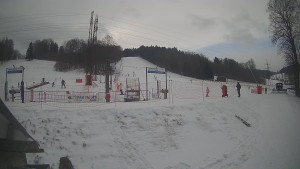 Skiareál Lázeňský vrch - Sjezdovka - 16.2.2026 v 09:44 Skiareál Lázeňský vrch - Sjezdovka - 16.2.2026 v 09:44