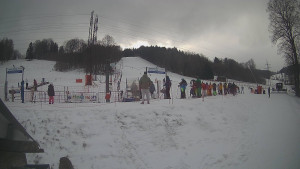 Skiareál Lázeňský vrch - Sjezdovka - 16.2.2026 v 11:14 Skiareál Lázeňský vrch - Sjezdovka - 16.2.2026 v 11:14