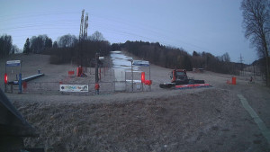 Skiareál Lázeňský vrch - Sjezdovka - 23.3.2026 v 05:20 Skiareál Lázeňský vrch - Sjezdovka - 23.3.2026 v 05:20