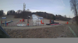 Skiareál Lázeňský vrch - Sjezdovka - 23.3.2026 v 06:20 Skiareál Lázeňský vrch - Sjezdovka - 23.3.2026 v 06:20