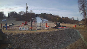 Skiareál Lázeňský vrch - Sjezdovka - 23.3.2026 v 07:39 Skiareál Lázeňský vrch - Sjezdovka - 23.3.2026 v 07:39