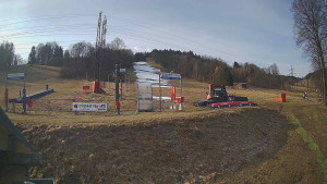 Skiareál Lázeňský vrch - Sjezdovka - 23.3.2026 v 08:30 Skiareál Lázeňský vrch - Sjezdovka - 23.3.2026 v 08:30