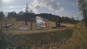 Skiareál Lázeňský vrch - Sjezdovka - 23.3.2026 v 10:05 Skiareál Lázeňský vrch - Sjezdovka - 23.3.2026 v 10:05