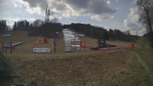 Skiareál Lázeňský vrch - Sjezdovka - 23.3.2026 v 10:20 Skiareál Lázeňský vrch - Sjezdovka - 23.3.2026 v 10:20